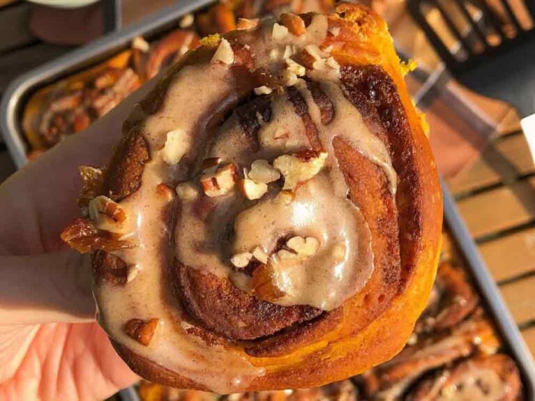 Pumpkin Spice Cinnamon Rolls