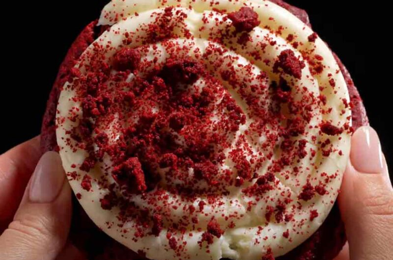 Red Velvet Cupcake Cookies: A Decadent Dessert Mashup!